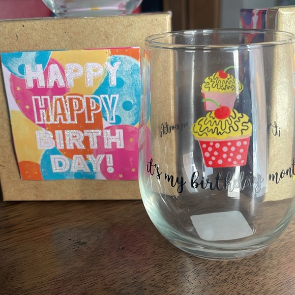 It’s my birthday month stemless wine glass - Picture 2 of 6